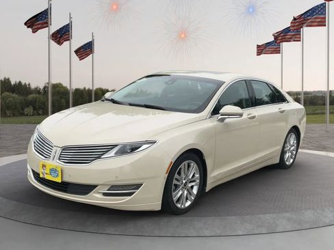 Used 2014 Lincoln MKZ w/ Equipment Group 102A Reserve FWD image 3