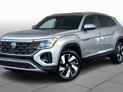 Used 2024 Volkswagen Atlas Cross Sport SE
