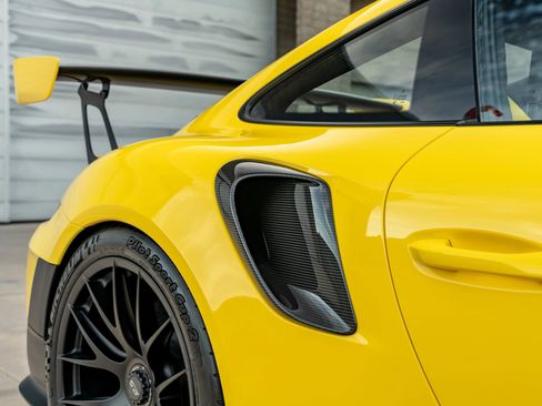 Used 2018 Porsche 911 GT2 RS RWD image 35