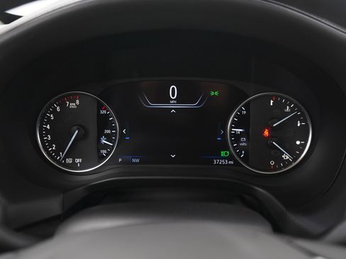 Used 2024 Buick Enclave Avenir w/ Avenir Technology Package image 26