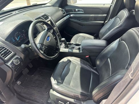 Used 2019 Ford Explorer Sport AWD/4WD image 8