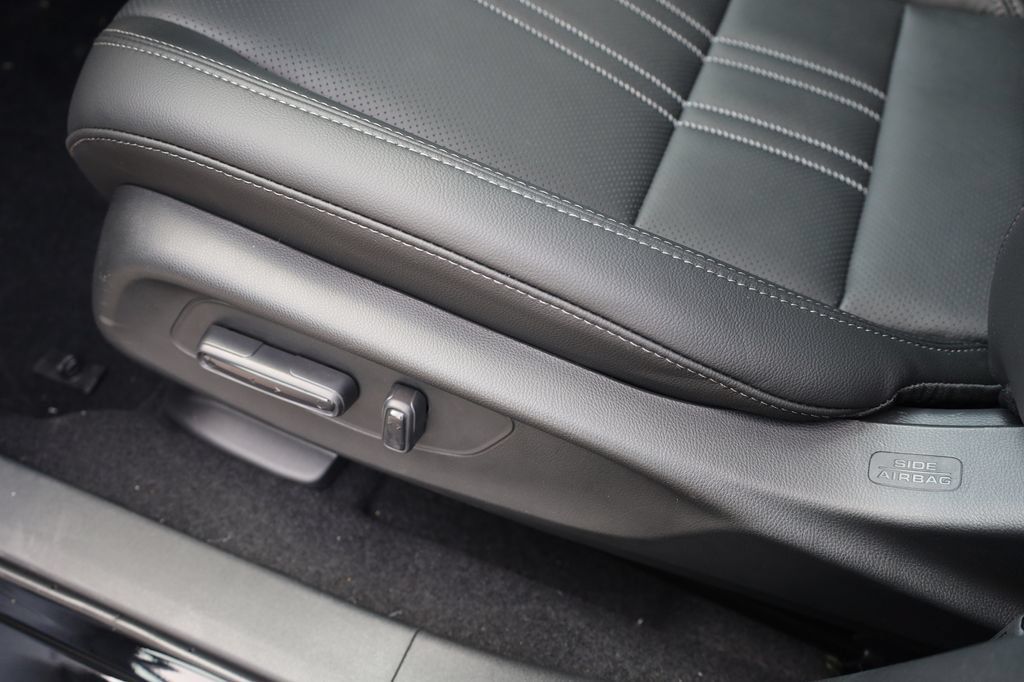 New 2027 Honda HR-V EX-L image 12