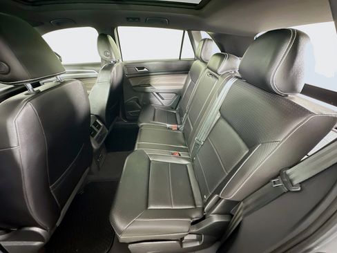 Used 2022 Volkswagen Atlas Cross Sport SEL image 26