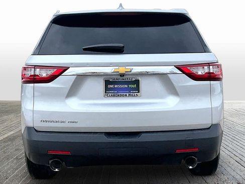 Used 2020 Chevrolet Traverse LS image 7