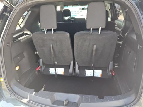 Used 2016 Ford Explorer XLT w/ Equipment Group 201A AWD/4WD image 30