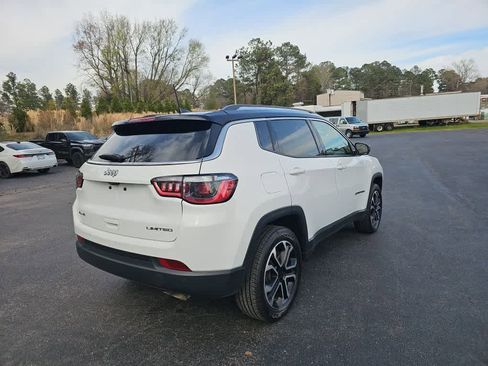 Used 2022 Jeep Compass Limited AWD/4WD image 3
