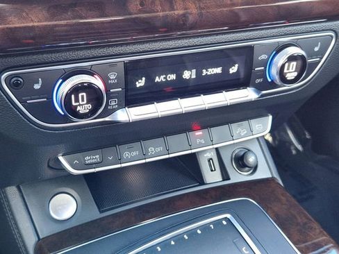 Used 2019 Audi Q5 2.0T Premium Plus image 18