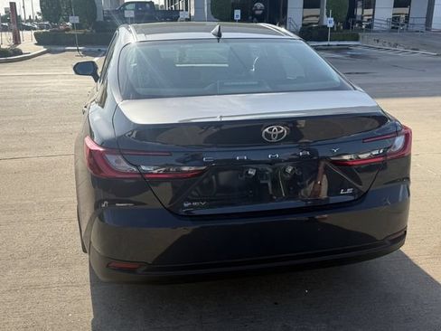 Used 2025 Toyota Camry LE FWD image 6