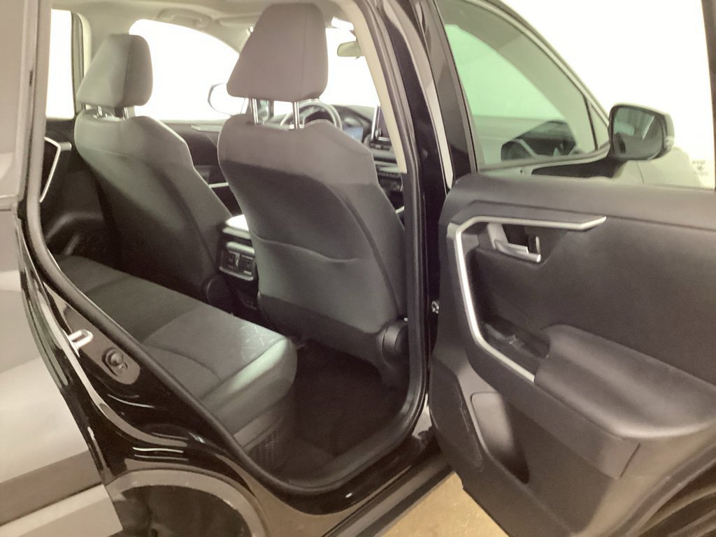 Used 2024 Toyota RAV4 XLE w/ Convenience Package AWD/4WD image 20