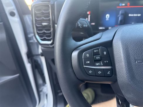 Used 2024 Ford Ranger XLT w/ Technology Package image 16