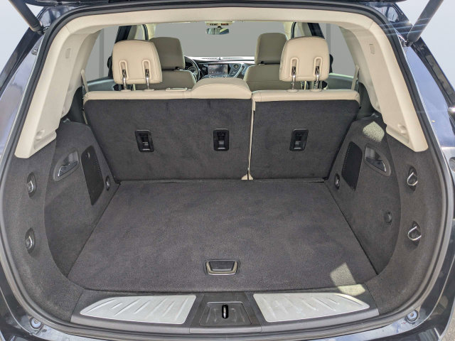 Used 2020 Buick Envision Essence FWD image 12