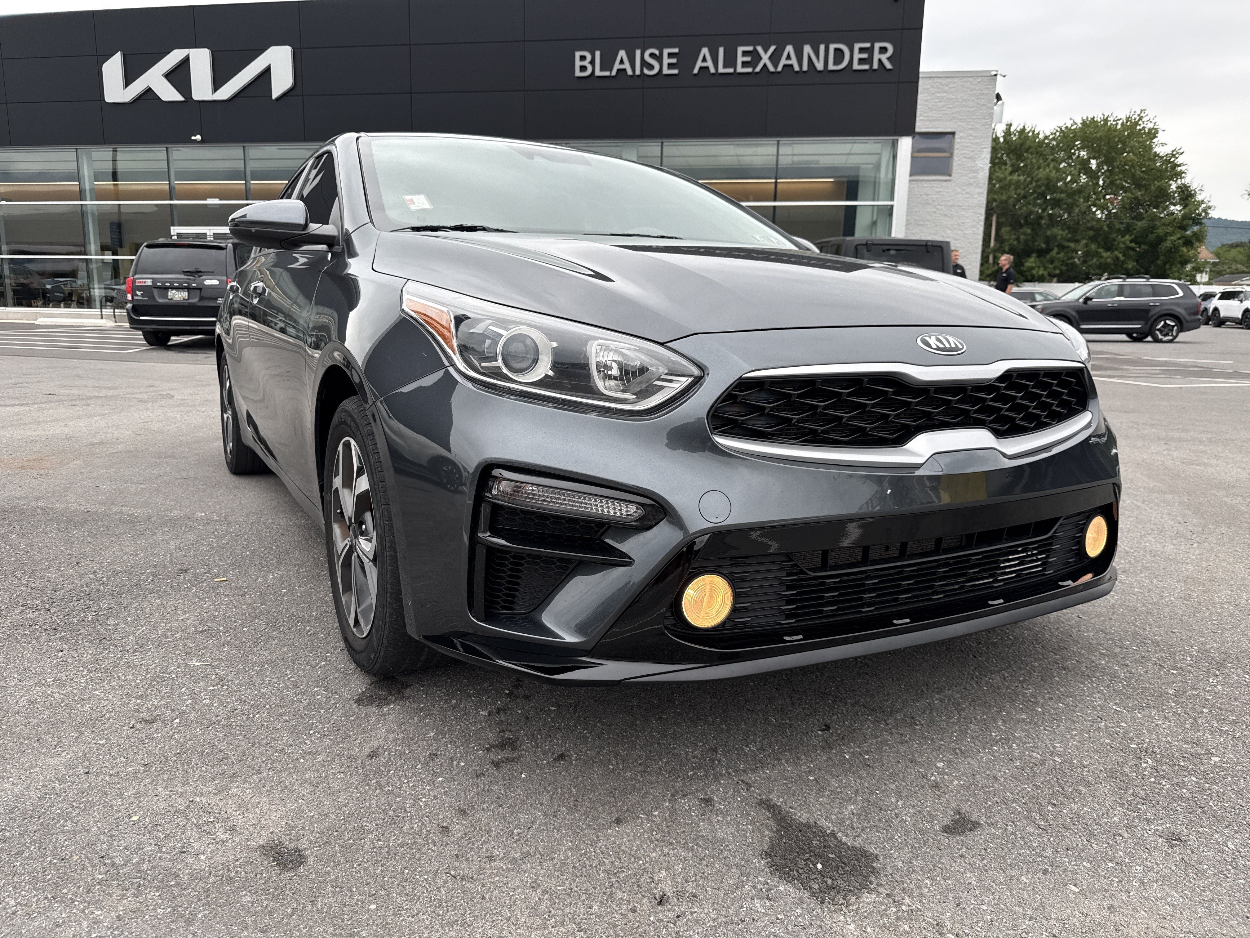 Used 2020 Kia Forte LXS FWD image 1