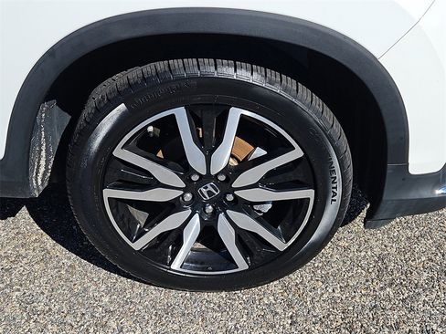 Certified 2022 Honda Pilot Touring image 10