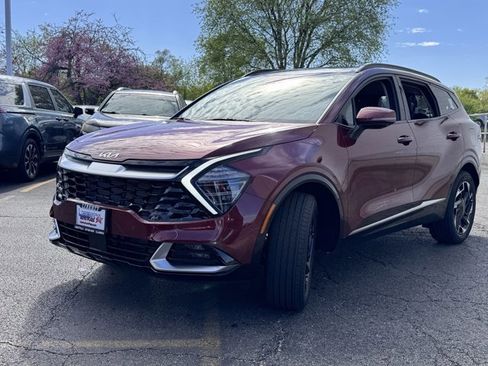 New 2025 Kia Sportage SX image 40