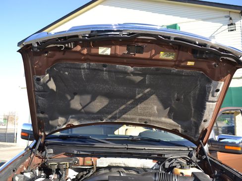 Used 2011 Ford F150 Lariat w/ Lariat Chrome Pkg image 38