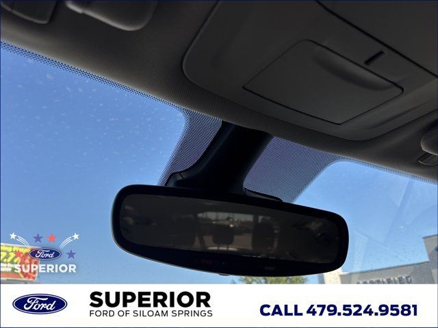 Used 2024 Chrysler Pacifica Limited FWD image 44