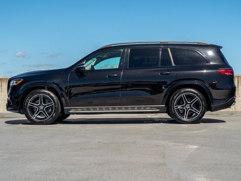 Certified 2024 Mercedes-Benz GLS 450 4MATIC w/ AMG Line Exterior image 3