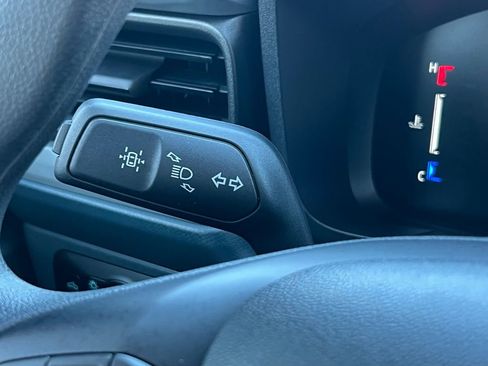 Used 2025 Ford Maverick XL image 30