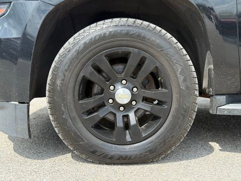 Used 2018 Chevrolet Tahoe LT image 5