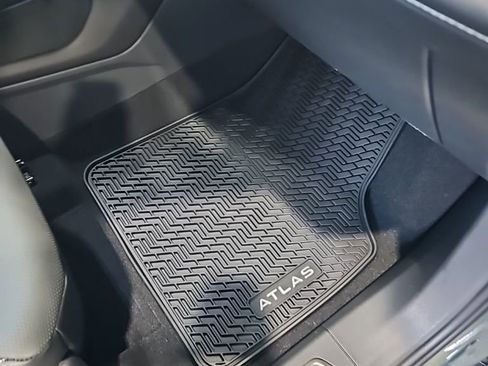 New 2026 Volkswagen Atlas SEL image 14