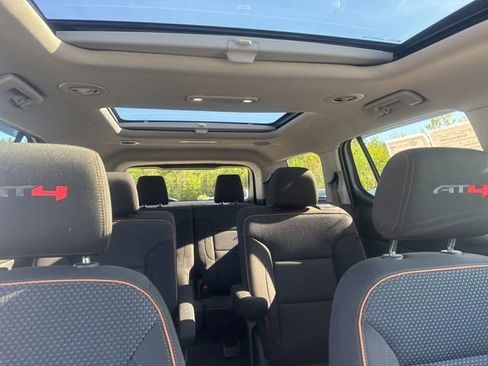 Used 2023 GMC Acadia AT4 AWD/4WD image 44