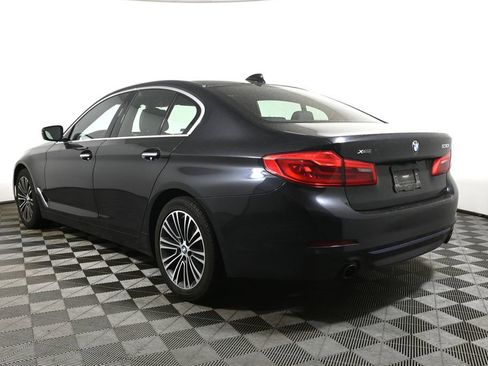 Used 2018 BMW 530i xDrive AWD/4WD image 9