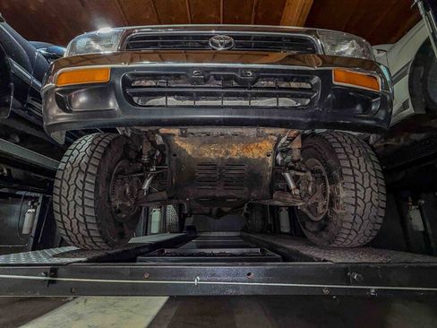Used 1995 Toyota 4Runner SR5 image 44