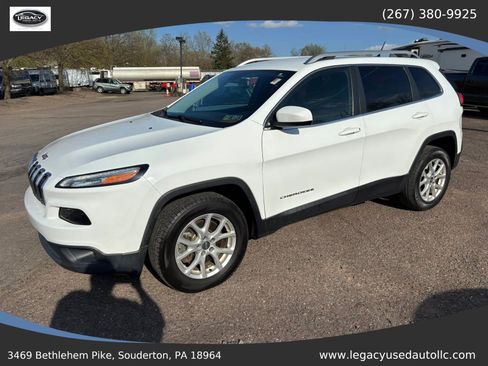Used 2014 Jeep Cherokee Latitude w/ Cold Weather Group AWD/4WD image 15