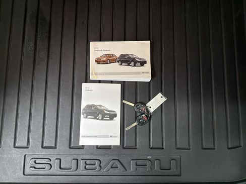 Used 2012 Subaru Outback 2.5i Limited image 22