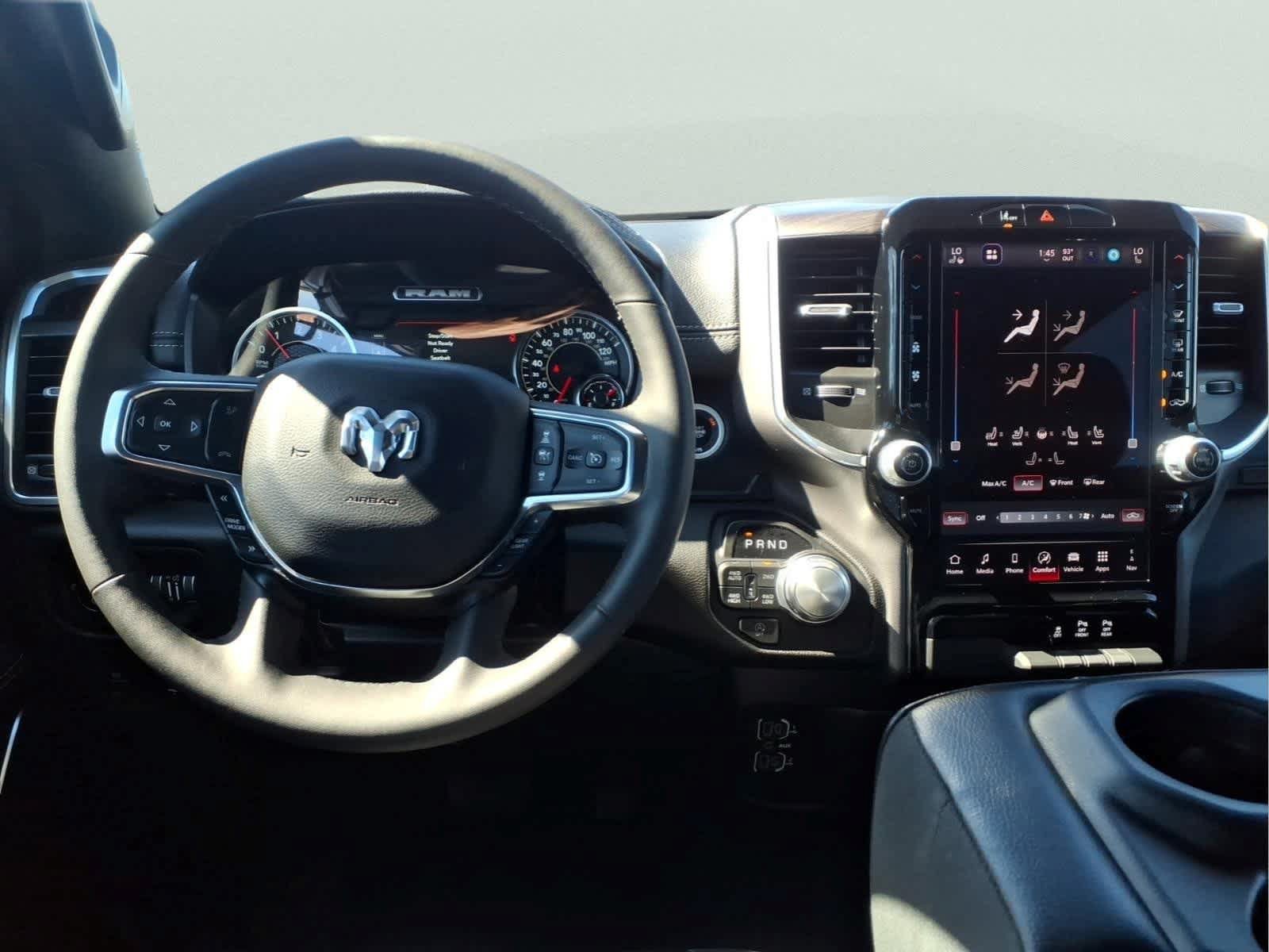 Used 2025 RAM 1500 Laramie AWD/4WD image 14