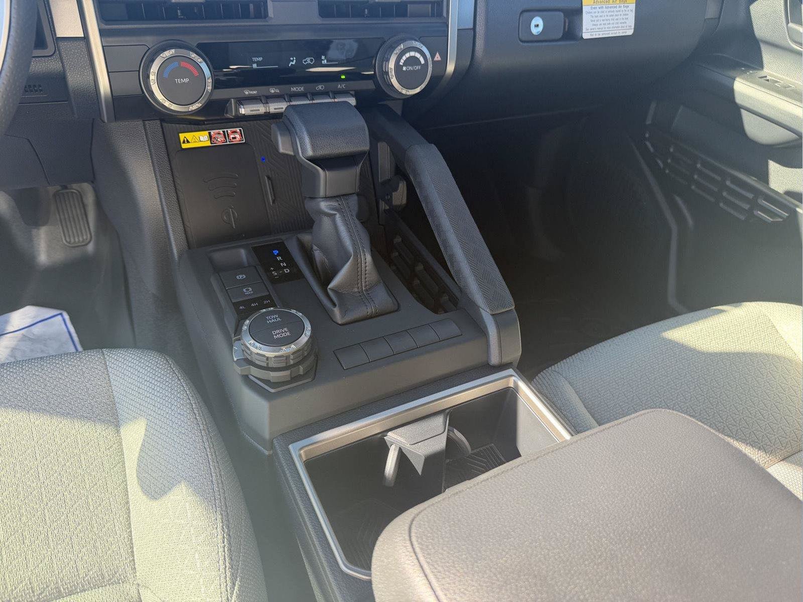 New 2026 Toyota 4Runner SR5 AWD/4WD image 19