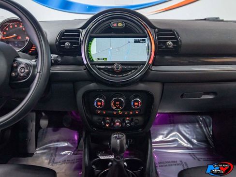 Used 2017 MINI Cooper Clubman S image 11