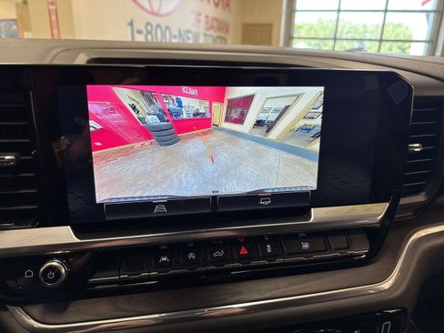 Used 2023 GMC Sierra 1500 SLT w/ SLT Premium Package image 59