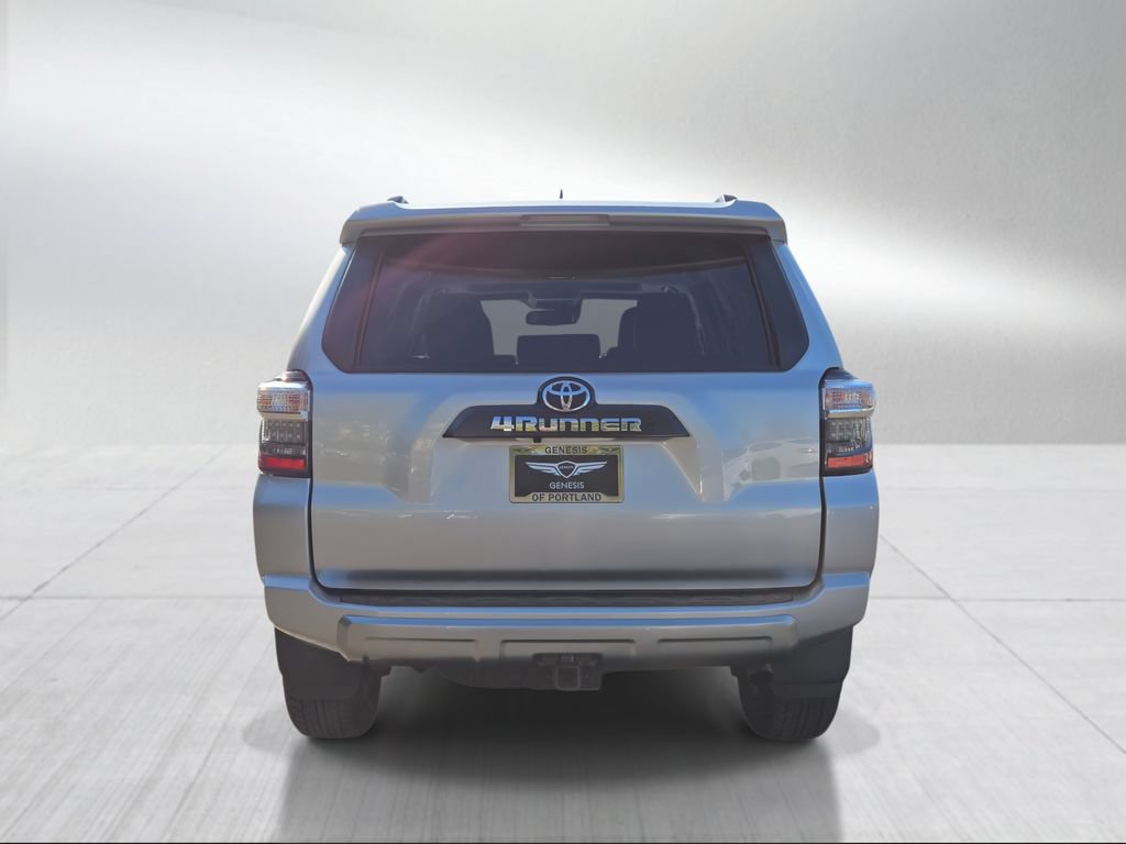 Used 2023 Toyota 4Runner TRD Off-Road Premium w/ Moonroof Package AWD/4WD image 4
