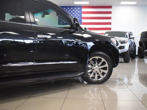 Used 2008 Lexus LX 570 4WD image 30