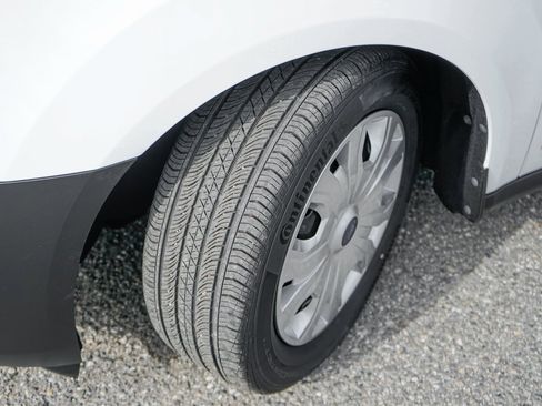 Used 2022 Ford Transit Connect XL image 39