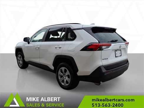 Used 2020 Toyota RAV4 LE image 5