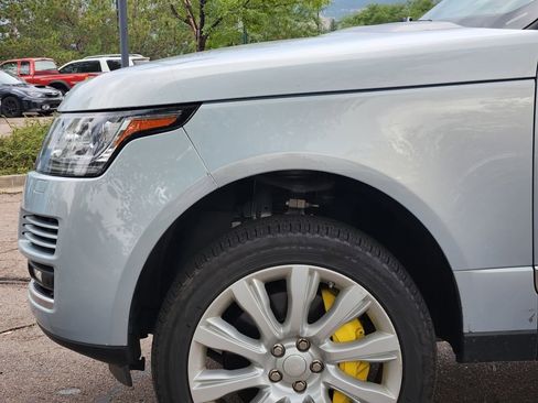 Used 2015 Land Rover Range Rover Supercharged AWD/4WD image 9