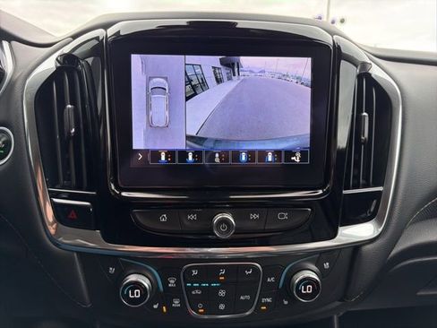 Used 2020 Chevrolet Traverse Premier AWD/4WD image 27