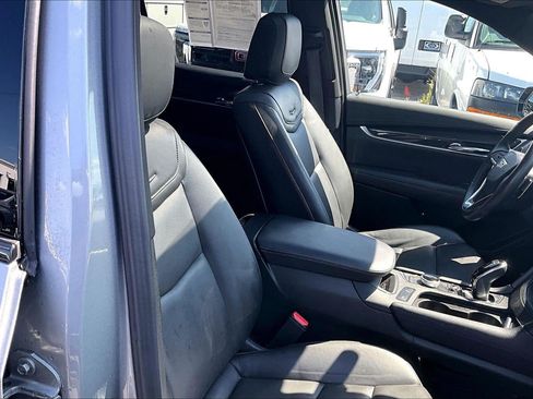 Certified 2024 Cadillac XT6 Sport w/ Technology Package AWD/4WD image 7