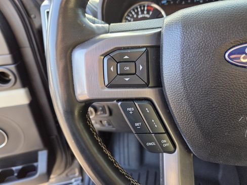 Used 2021 Ford Expedition Platinum image 11