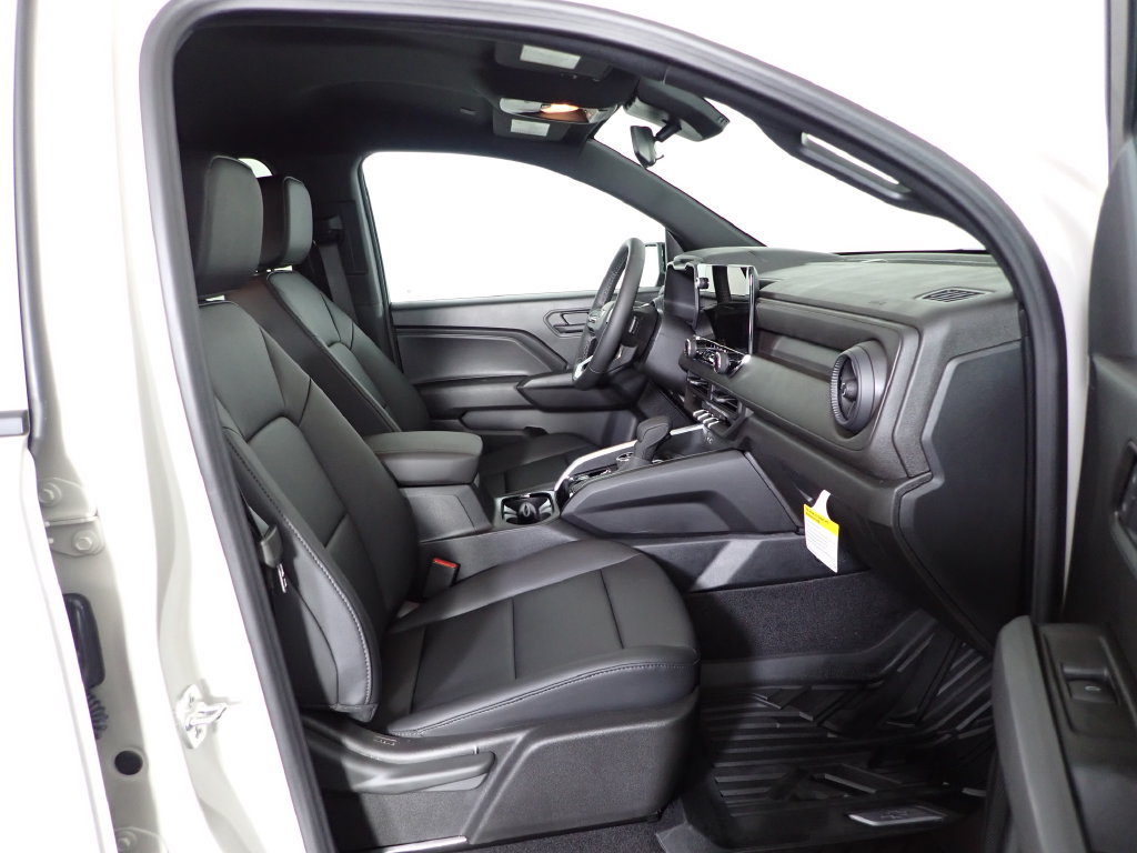 New 2026 Chevrolet Colorado Trail Boss AWD/4WD image 36