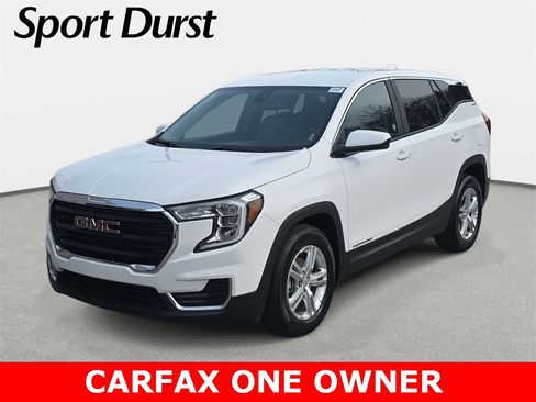 Used 2024 GMC Terrain SLE image 1