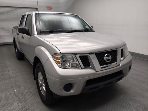 Used 2019 Nissan Frontier SV image 13