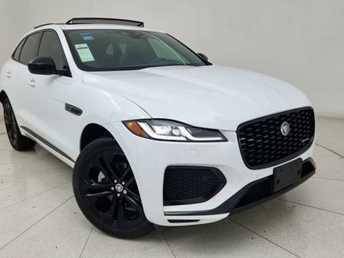 Used 2025 Jaguar F-PACE R-Dynamic S image 1