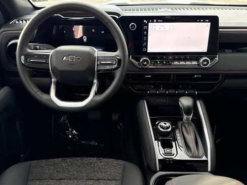 Used 2023 Chevrolet Colorado Z71 w/ Z71 Convenience Package 2 image 2