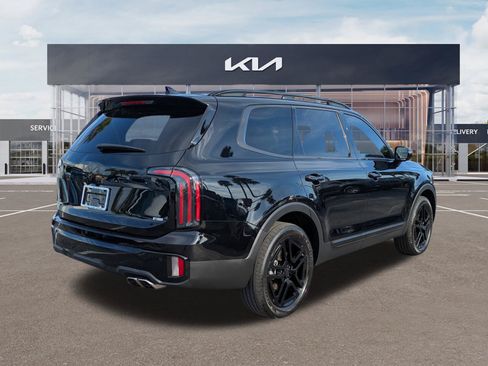 Certified 2025 Kia Telluride SX Prestige X-Line AWD/4WD image 4