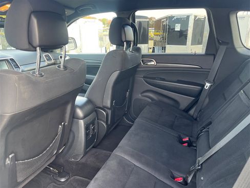 Used 2016 Jeep Grand Cherokee Laredo w/ Quick Order Package 23E image 10