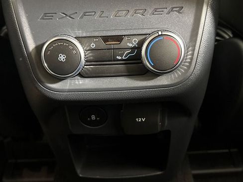 New 2026 Ford Explorer Active image 24