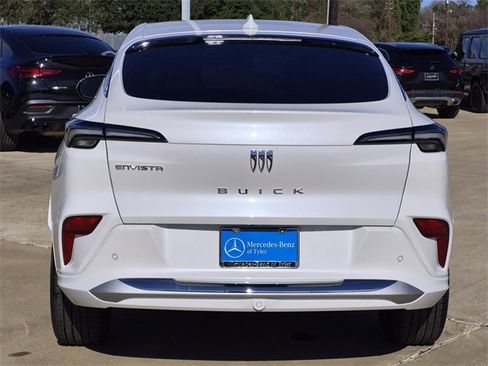 Used 2025 Buick Envista Avenir image 5
